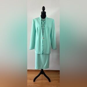 Louise Ricci Light Green 3pc Skirt Suit w/Rhinestones and Beads, Size 18